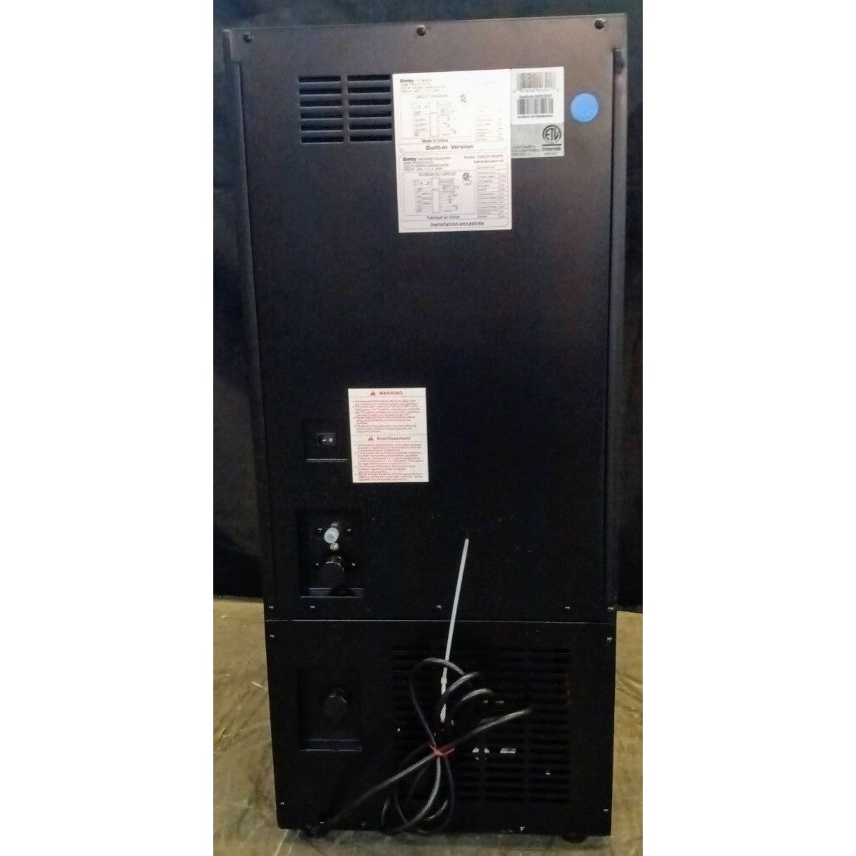 Danby 32lb 15" Stainless Steel BuiltIn Ice Maker DIM32D1BSSPR